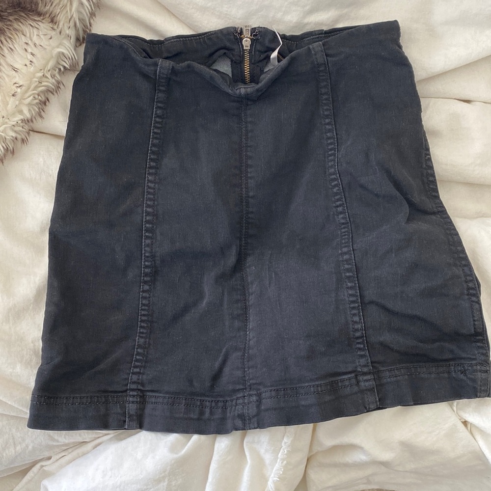 FREE PEOPLE — Mini Skirt